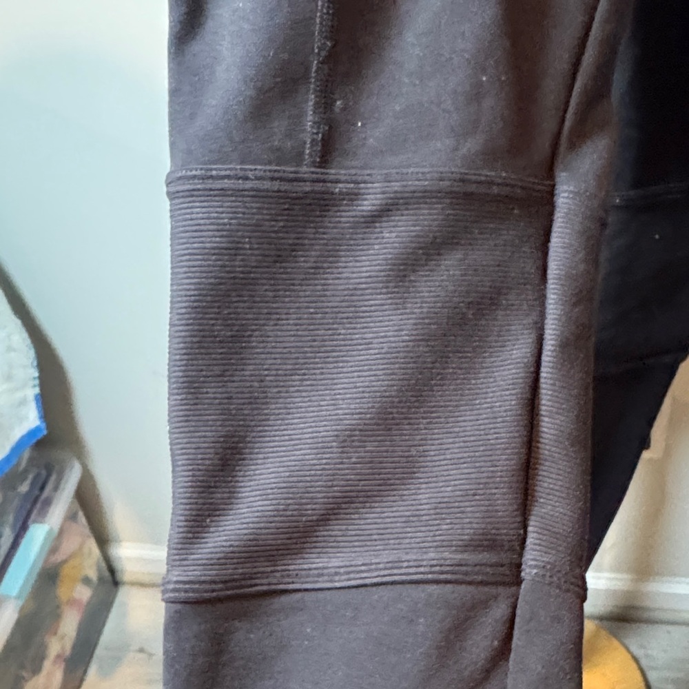 ALO Yoga Charcoal‎ Leggings - Picture 3 of 5
